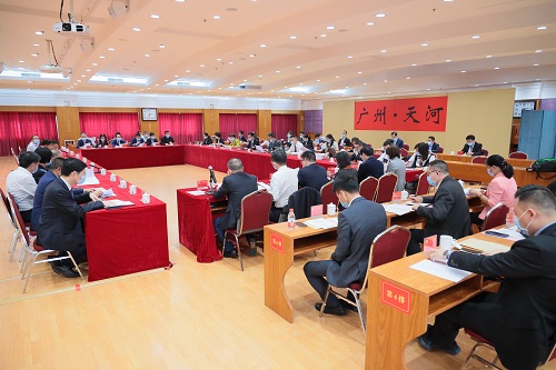 主席团第二次会议-南会场（全伟民摄）500.JPG