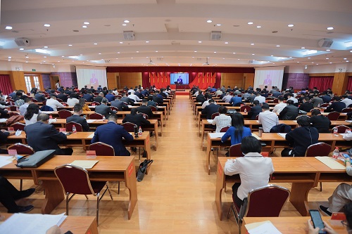 列席人大会议-南会场（全伟民摄）500.jpg