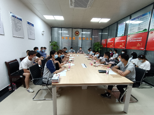 召开相关法律知识授课培训会议，提高调解员的法律知识和业务能力。.jpg