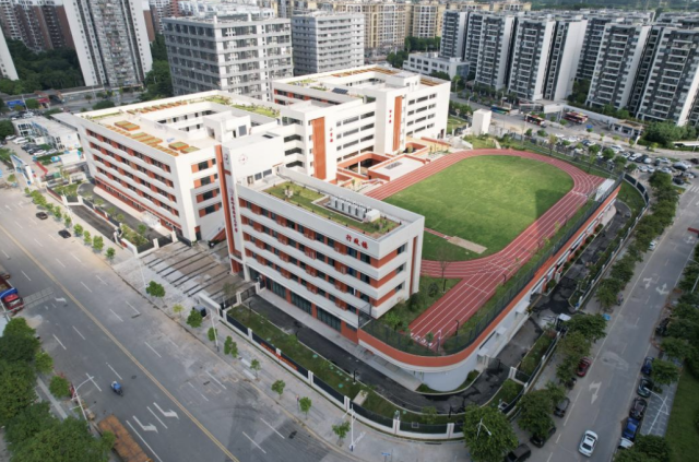 广州奥林匹克中学智谷校区。
